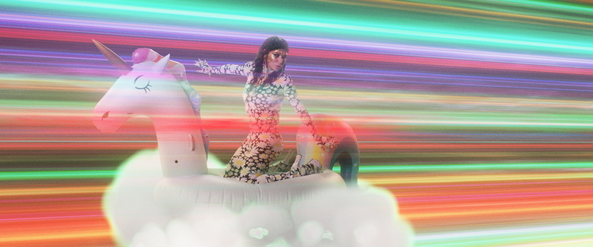 Chasing Rainbows – VFX V4.00_01_44_18.Still048